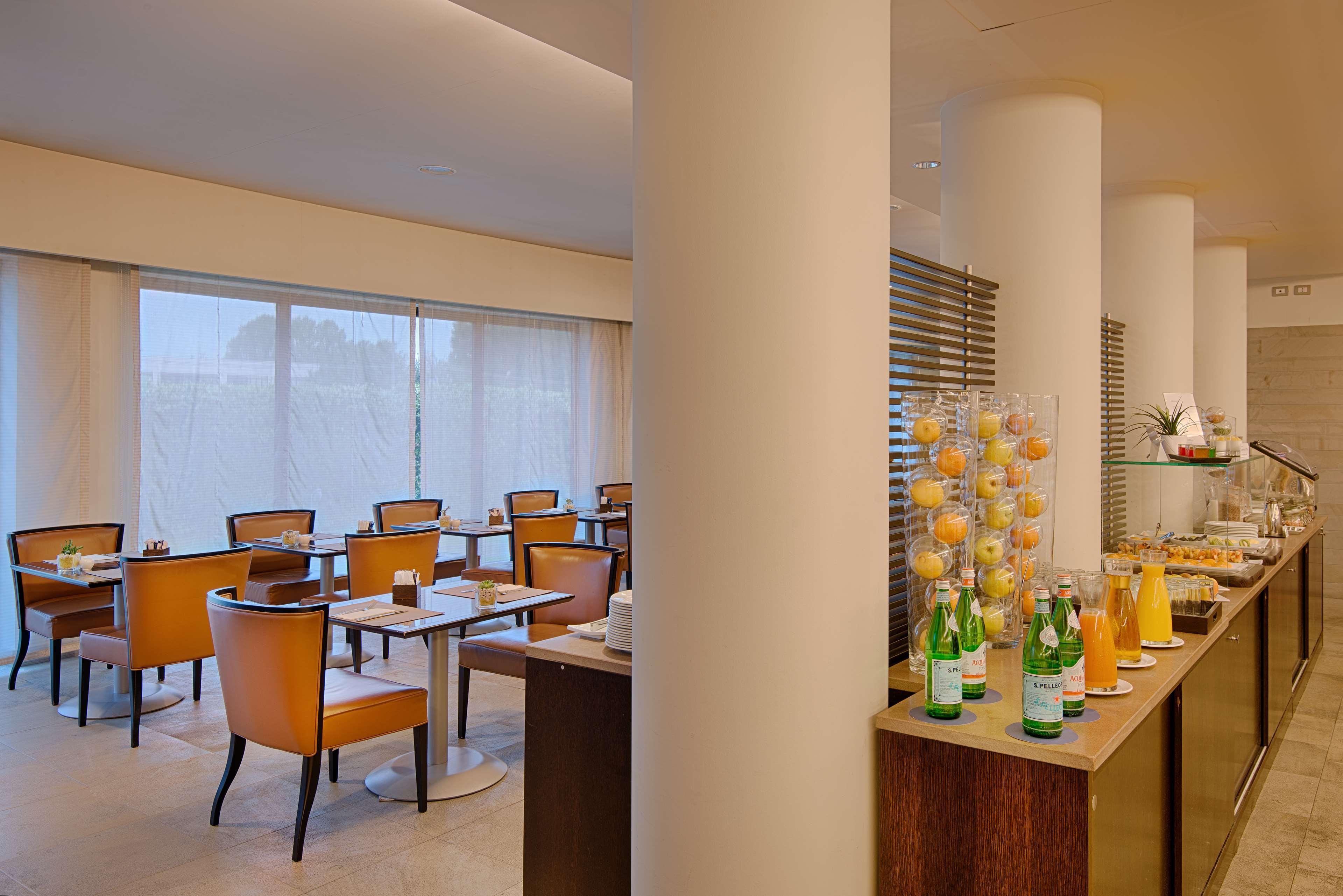 Hotel Nh Linate Peschiera Borromeo Esterno foto