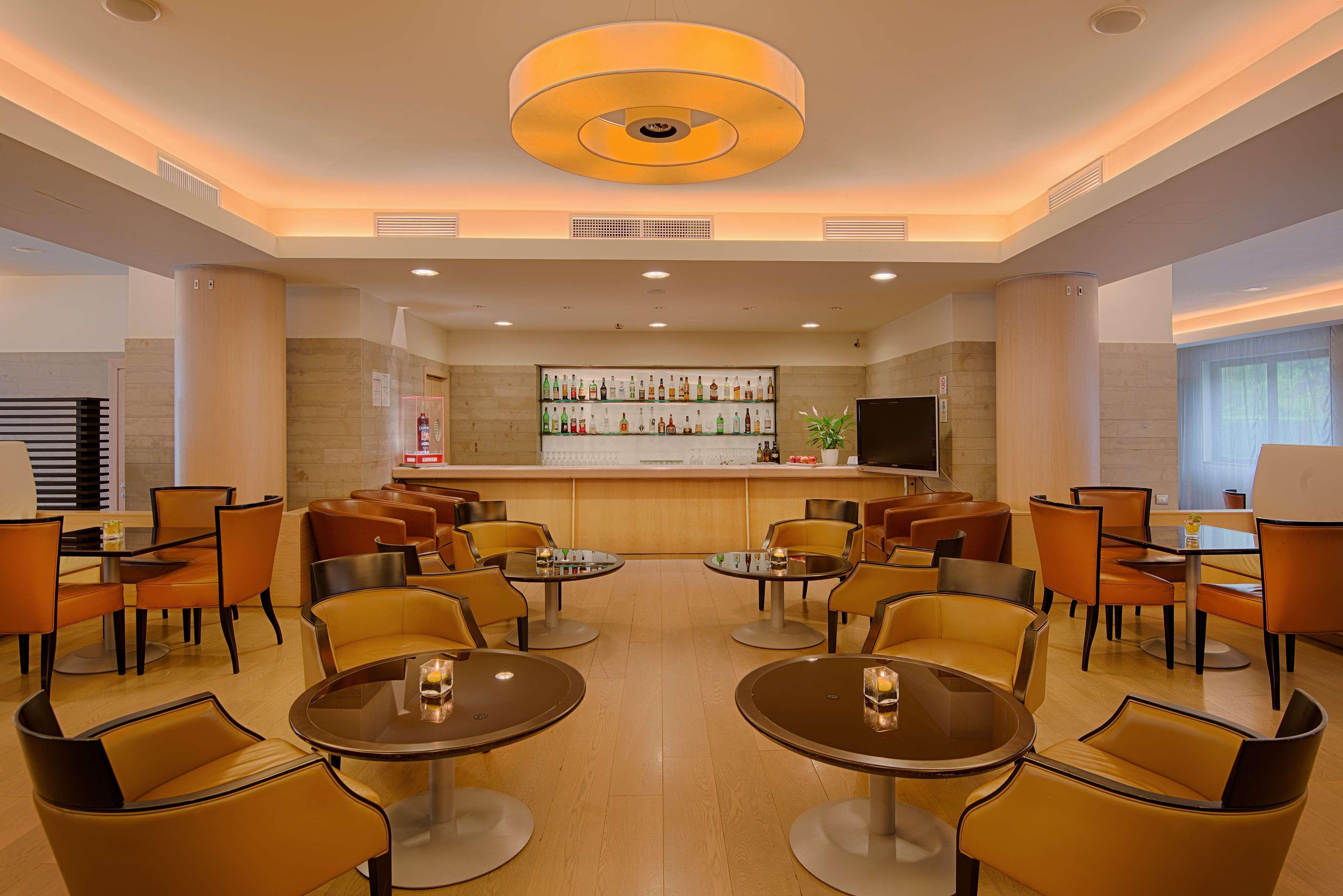 Hotel Nh Linate Peschiera Borromeo Esterno foto